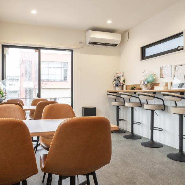 トレーラーハウス内観 イートインスペース