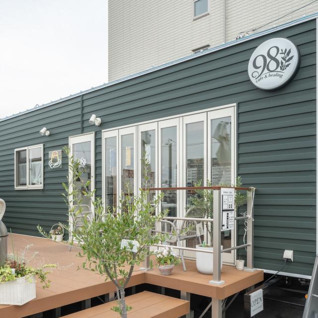 トレーラーハウス カフェ外観