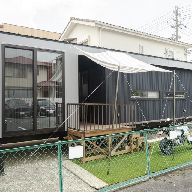 トレーラーハウス　事務所　外観