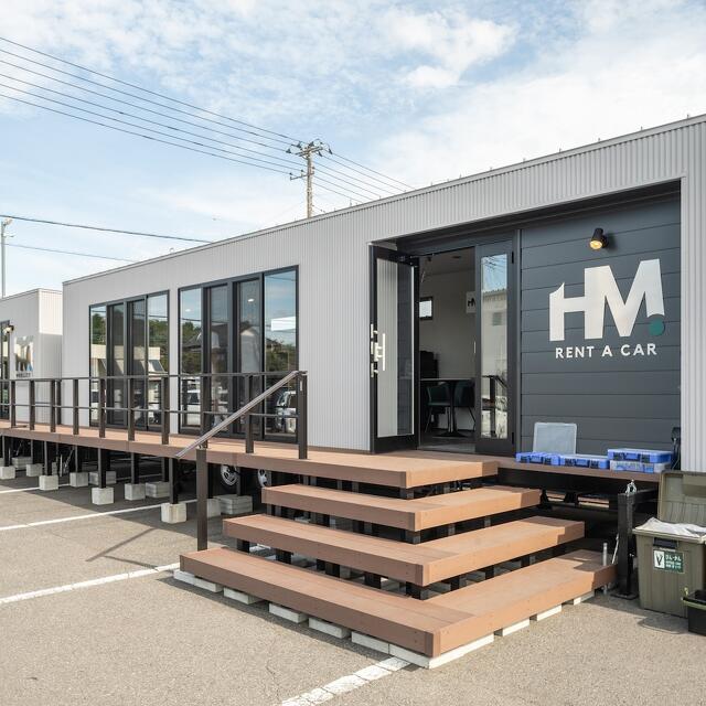 トレーラーハウス　レンタカー店舗　外観