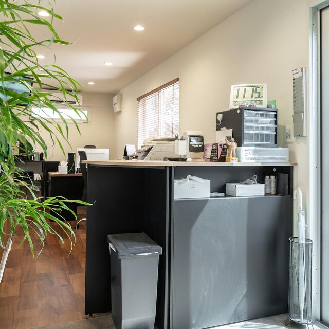 トレーラーハウス　事務所　内観