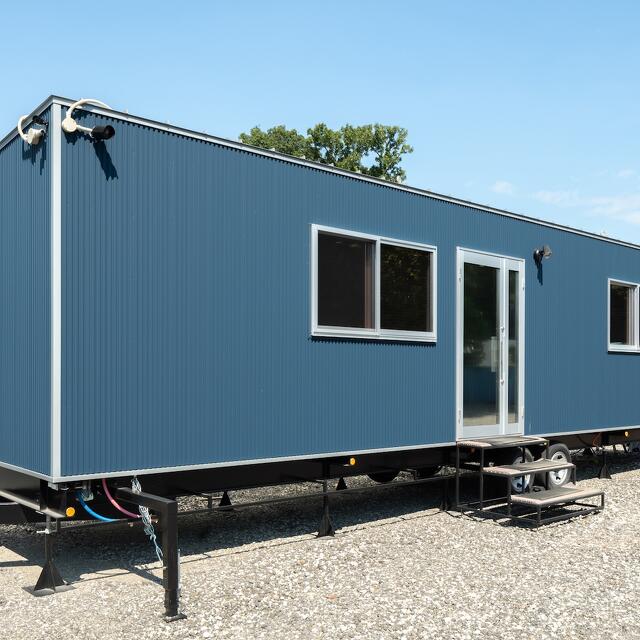 トレーラーハウス　事務所　外観