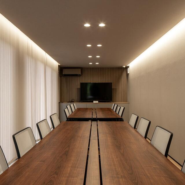 トレーラーハウス　事務所　内観