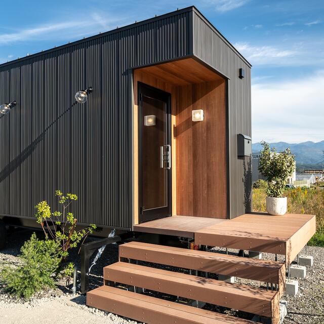 トレーラーハウス 美容室 外観