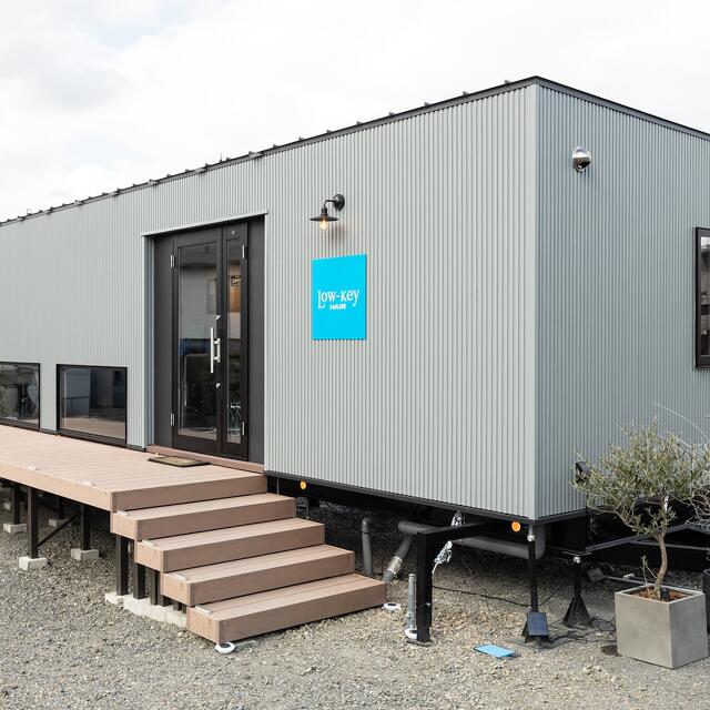 トレーラーハウス 美容室 外観